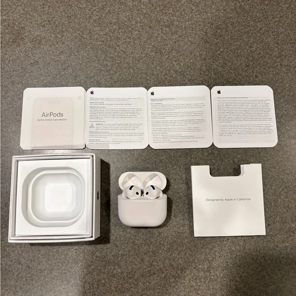 Apple White AirPods Headset with Charging Case
